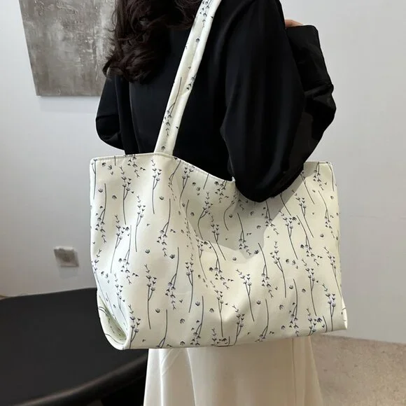 Medium Nylon Classic Style Sewing Thread Square Zipper Chic Floral Tote Bag - Picture 4 of 12